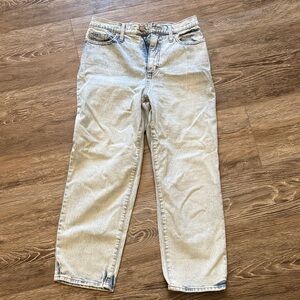 Women’s Acid Wash Jeans